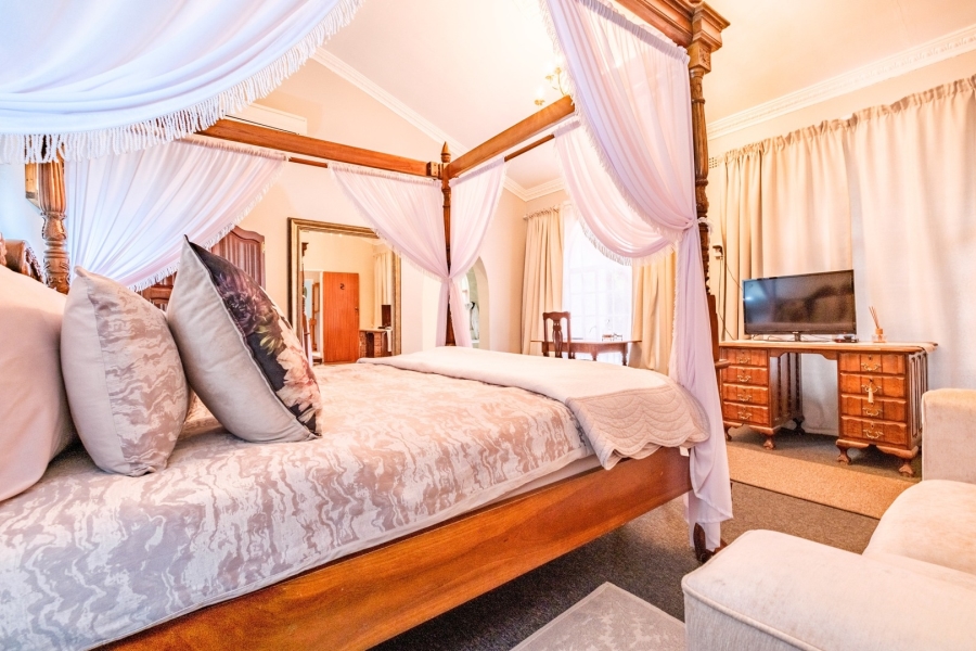 8 Bedroom Property for Sale in Parys Free State